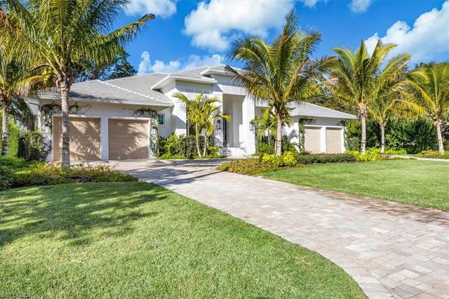 4851 Crayton RD, Naples, FL 34103