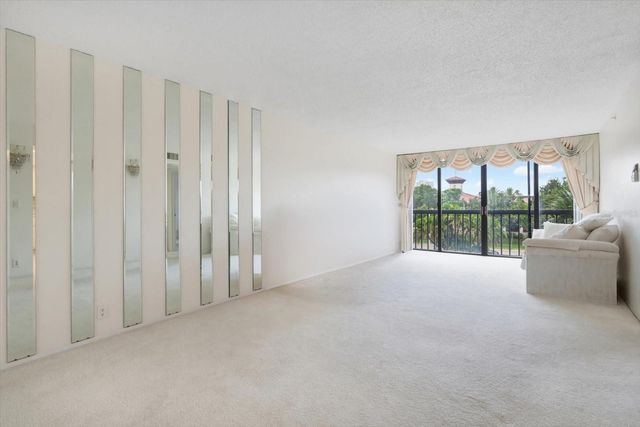 255 DOLPHIN POINT 307, Clearwater Beach, FL 33767