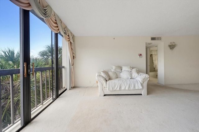 255 DOLPHIN POINT 307, Clearwater Beach, FL 33767