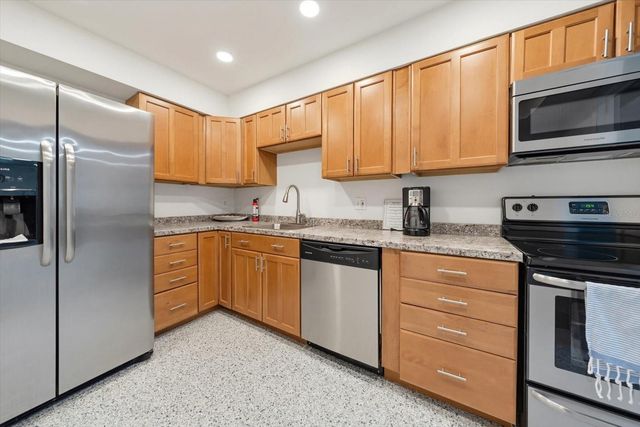 255 DOLPHIN POINT 307, Clearwater Beach, FL 33767
