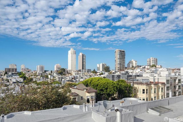 1449 Hyde Street 2, San Francisco, CA 94109