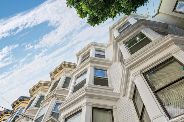 1449 Hyde Street 2, San Francisco, CA 94109