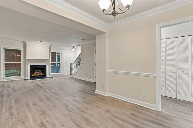 7500 Roswell Road 56, Sandy Springs, GA 30350