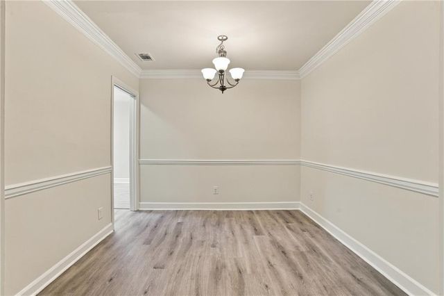 7500 Roswell Road 56, Sandy Springs, GA 30350