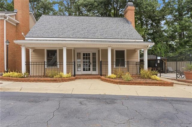 7500 Roswell Road 56, Sandy Springs, GA 30350