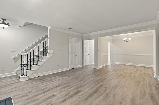 7500 Roswell Road 56, Sandy Springs, GA 30350