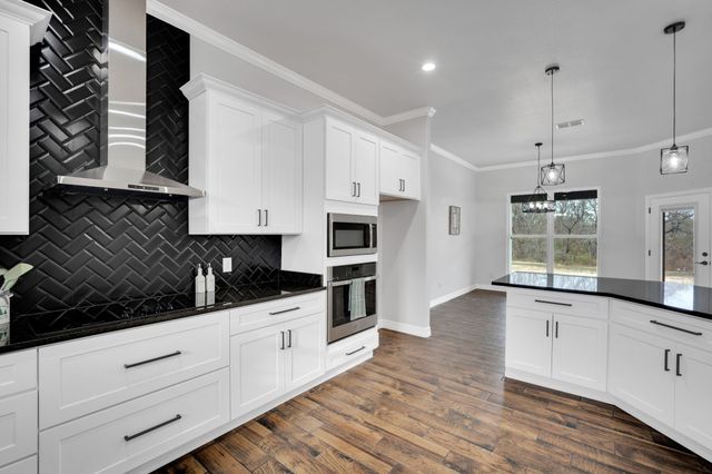 421 Silo Court, Waxahachie, TX 75167