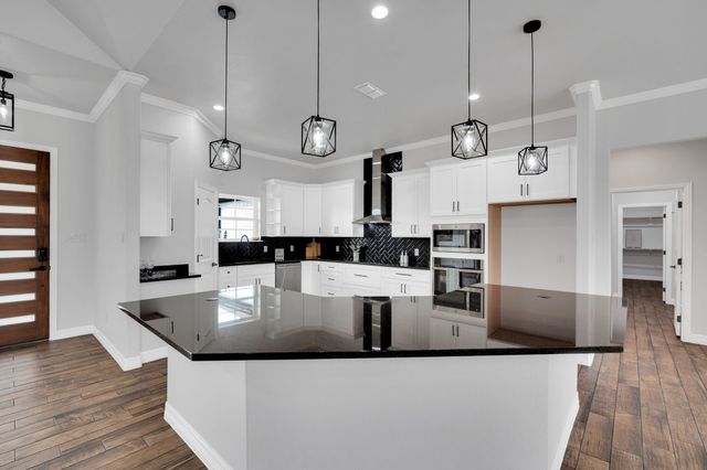 421 Silo Court, Waxahachie, TX 75167