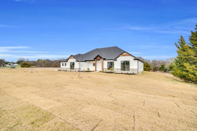 421 Silo Court, Waxahachie, TX 75167