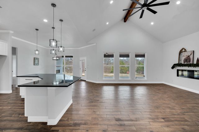 421 Silo Court, Waxahachie, TX 75167