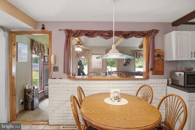 1 MAGDA LN, Hillsborough, NJ 08844