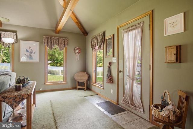 1 MAGDA LN, Hillsborough, NJ 08844
