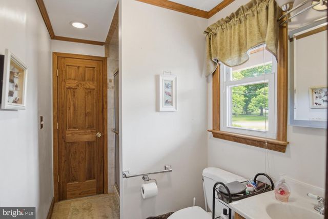 1 MAGDA LN, Hillsborough, NJ 08844