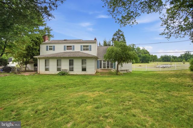 1 MAGDA LN, Hillsborough, NJ 08844