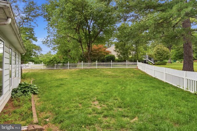 1 MAGDA LN, Hillsborough, NJ 08844