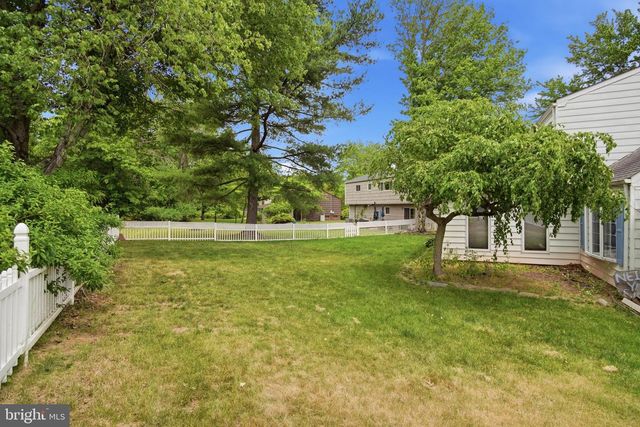 1 MAGDA LN, Hillsborough, NJ 08844