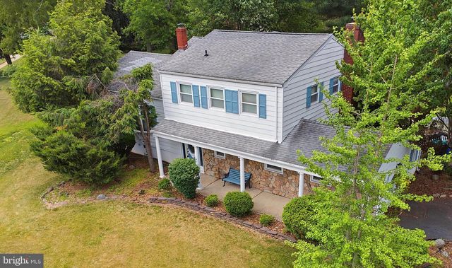 1 MAGDA LN, Hillsborough, NJ 08844