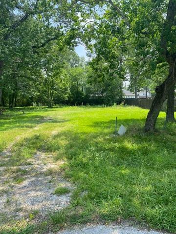 8327 B Charlesmont Street, Houston, TX 77078