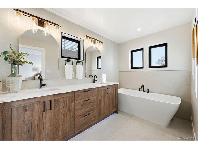 2186 S Sherman St, Denver, CO 80210