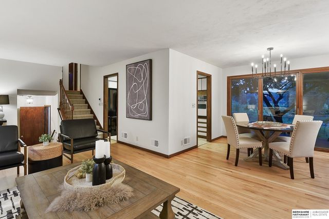 1636 S 99th Street, Omaha, NE 68124