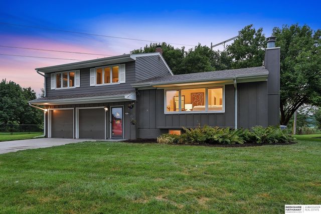 1636 S 99th Street, Omaha, NE 68124