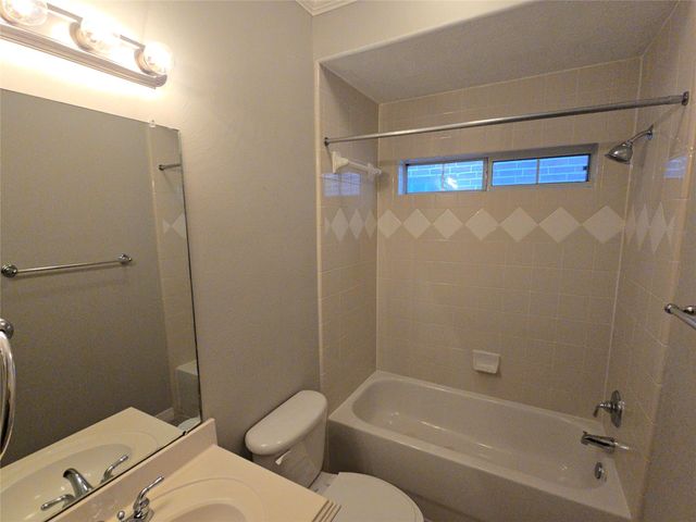 1515 Olive Park, Houston, TX 77077