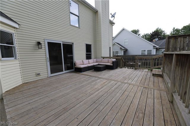 1100 Dover Drive, Medina, OH 44256