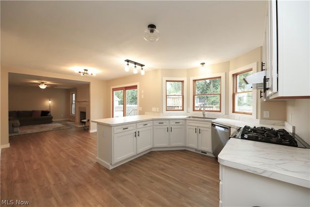 1100 Dover Drive, Medina, OH 44256