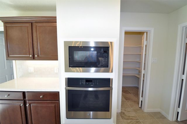 3704 Pedregal Road, League City, TX 77539