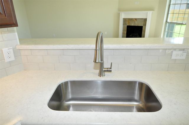 3704 Pedregal Road, League City, TX 77539