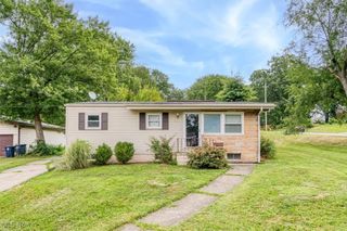 1509 Hyde Park Avenue, Akron, OH 44310