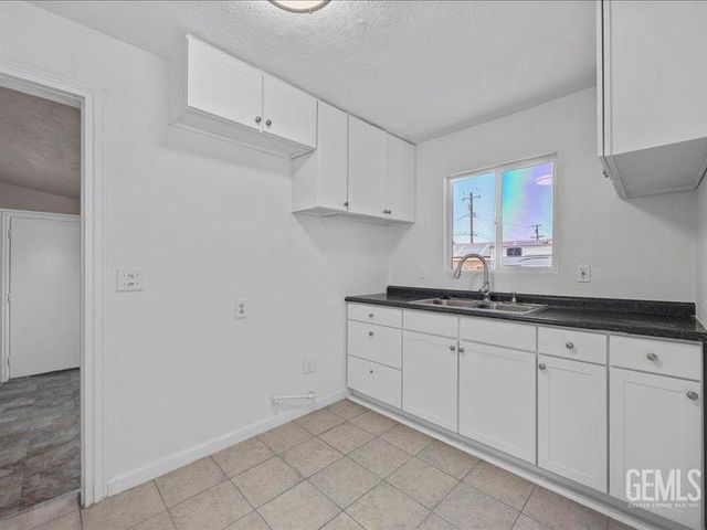 801 Fillmore Street, Taft, CA 93268