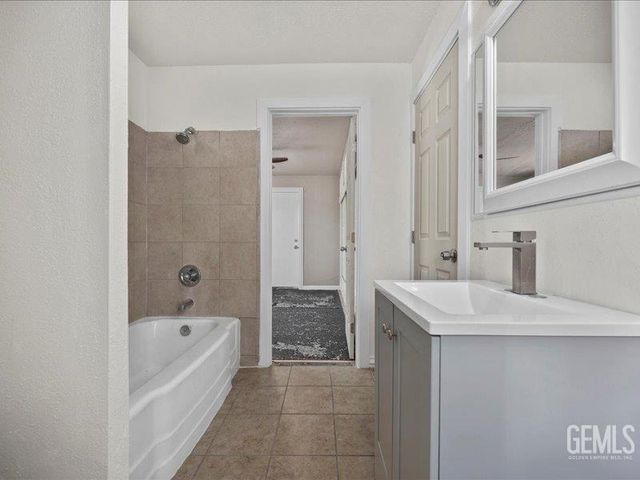 801 Fillmore Street, Taft, CA 93268