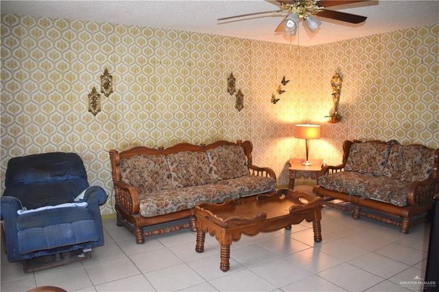 712 N Padre Avenue, Weslaco, TX 78596