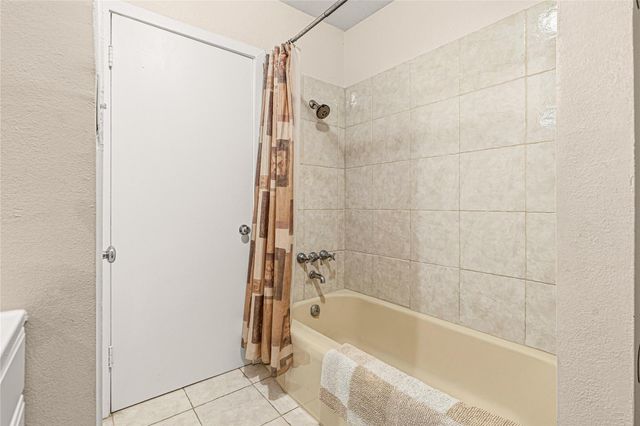 3449 N Parkwood Drive, Houston, TX 77021