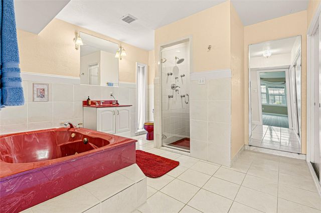 3449 N Parkwood Drive, Houston, TX 77021