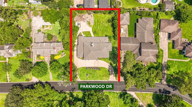 3449 N Parkwood Drive, Houston, TX 77021