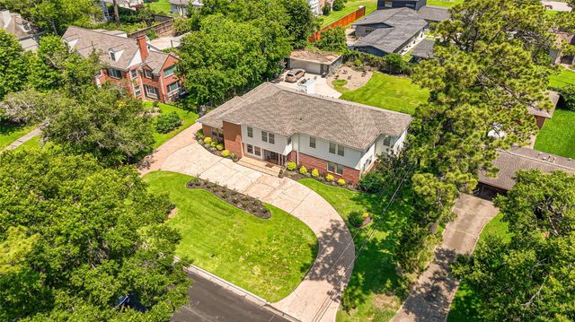 3449 N Parkwood Drive, Houston, TX 77021