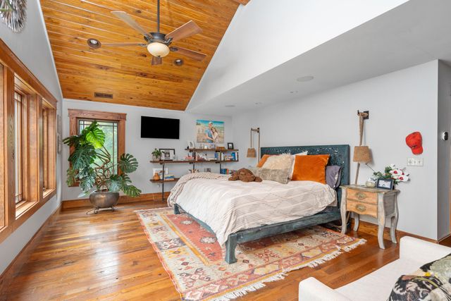 8828 Willett LN, Bent Mountain, VA 24059