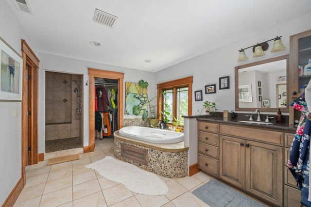 8828 Willett LN, Bent Mountain, VA 24059