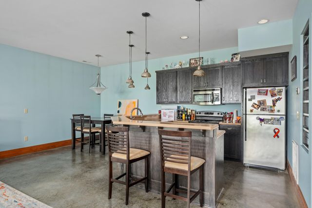 8828 Willett LN, Bent Mountain, VA 24059