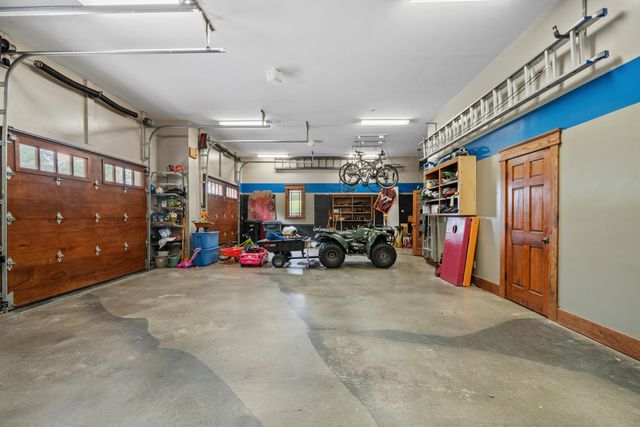 8828 Willett LN, Bent Mountain, VA 24059