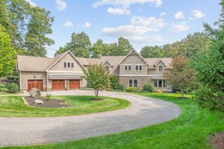 8828 Willett LN, Bent Mountain, VA 24059