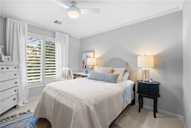 301 NW Rockhill Circle, Lee's Summit, MO 64081