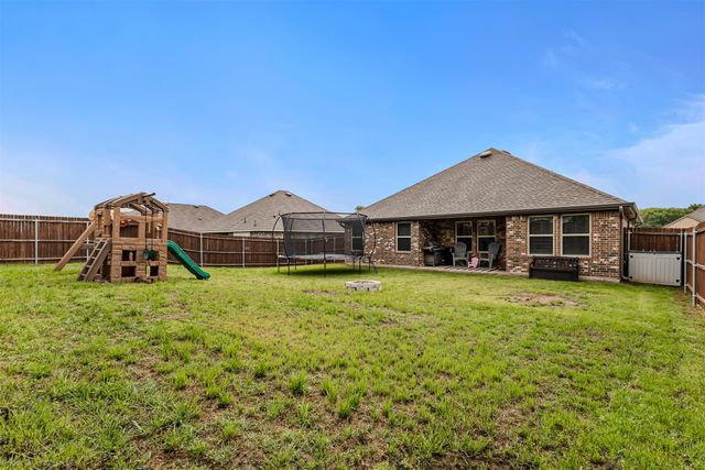 1818 Pecan Valley Drive, Kaufman, TX 75142