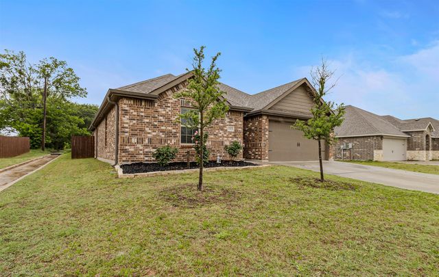 1818 Pecan Valley Drive, Kaufman, TX 75142
