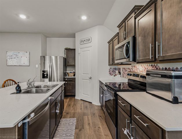 1818 Pecan Valley Drive, Kaufman, TX 75142