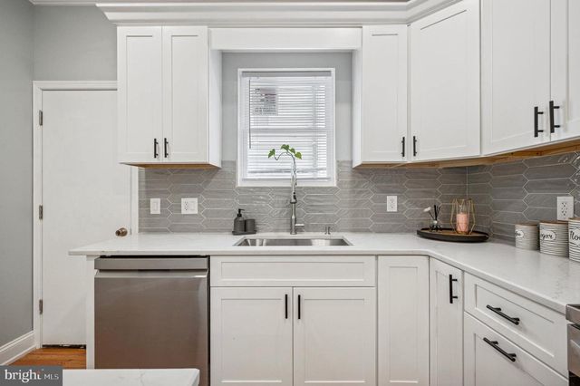 1317 S 19TH ST, Philadelphia, PA 19146