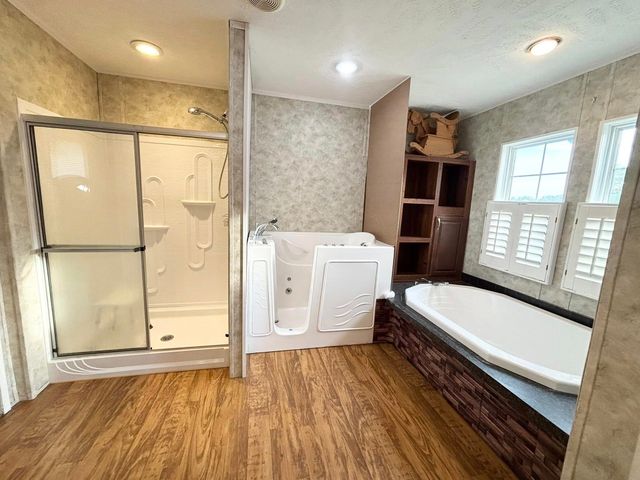 10407 County Line Rd., Hemingway, SC 29554