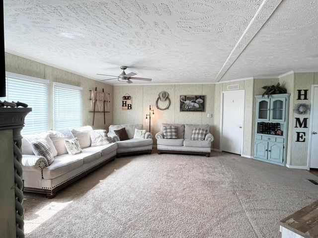 10407 County Line Rd., Hemingway, SC 29554